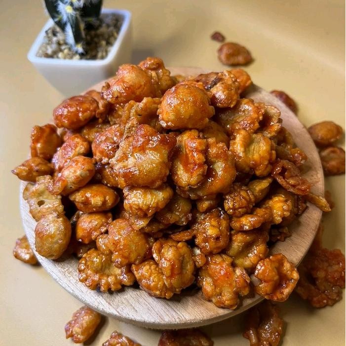 

BERKUALITAS EMPING MELINJO PEDAS 500gr Snacks Cemilan Kering Keripik Makanan