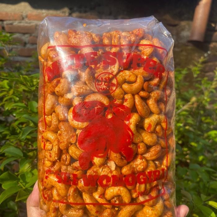

TERBATAS KACANG METE MATANG PEDAS MANIS 1KG Food Snacks Mede