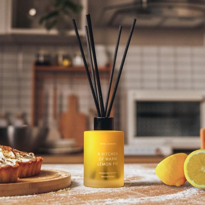 

Produk Baru!! Reed Diffuser - A Kitchen of Warm Lemon Pie