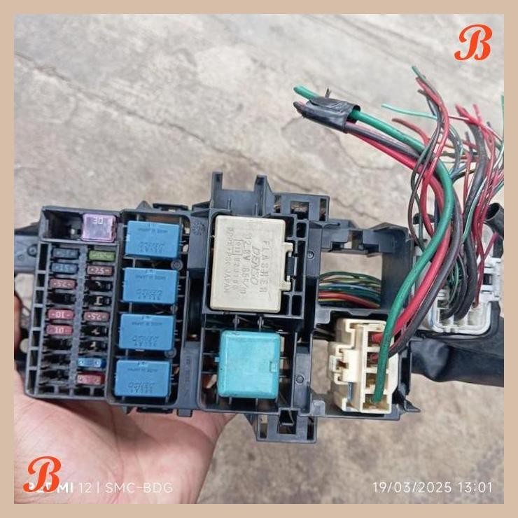 | SMB | FUSE BOX SIKRING / RELAY FLASHER DALAM DASHBOARD AVANZA XENIA 1.3 NON VVTI COPOTAN