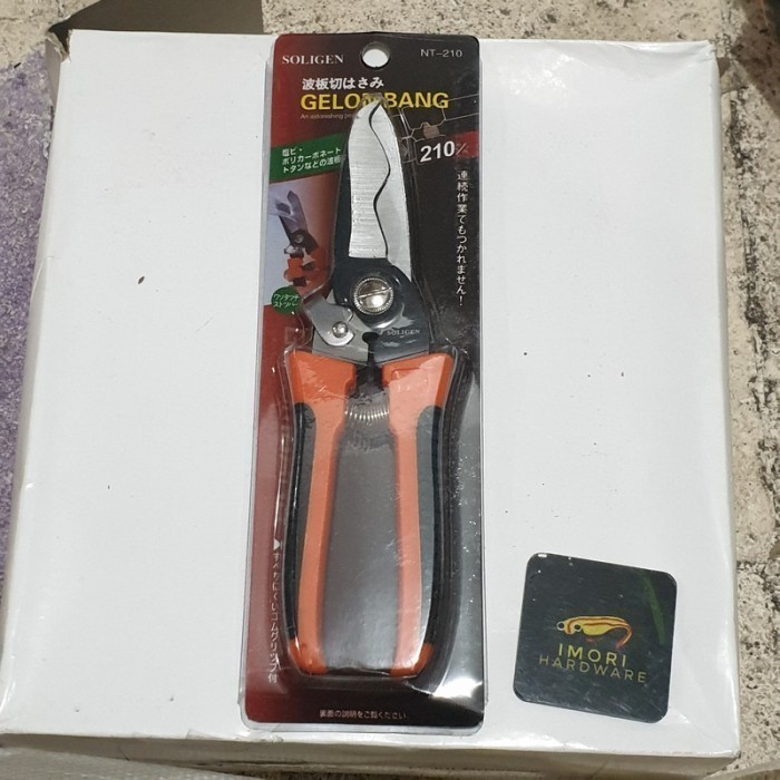 SOLIGEN Gunting Seng Gelombang NT-210