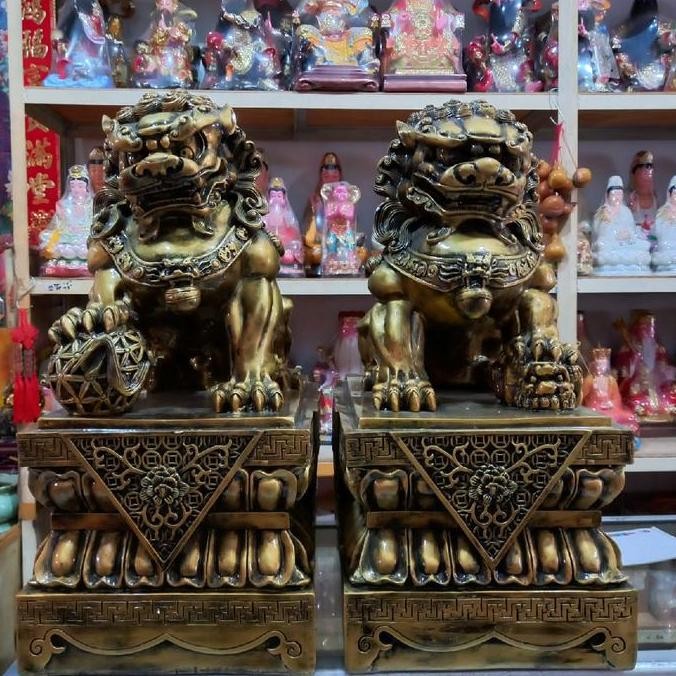 monggo] patung singa kirin penjaga