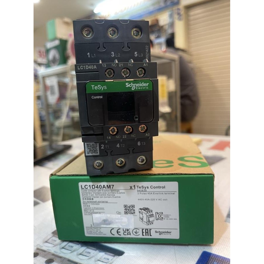 contactor Schneider LC1D40M7 LC1D40AM7 220V ASLI