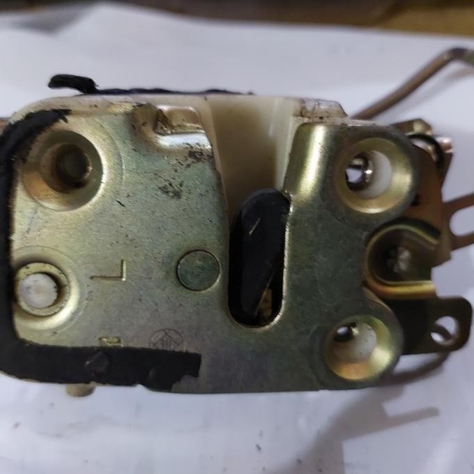 doorlock pintu depan kanan-kiri panther kotak ori