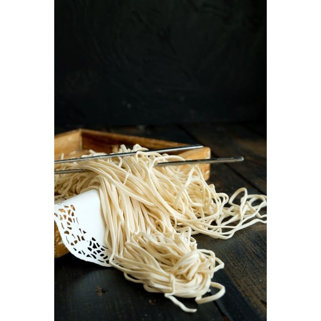 

(Good) Mie Pangsit Bulat dan Gepeng 1kg ( 12 porsi)