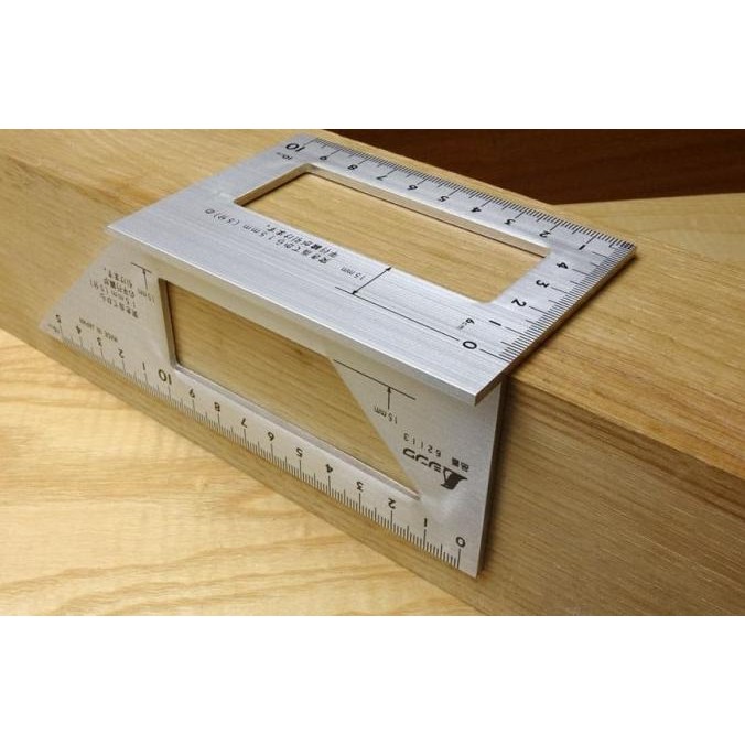 

Penggaris Siku Miter Gauge Layout Square One Shot 45, 90 Shinwa 62113