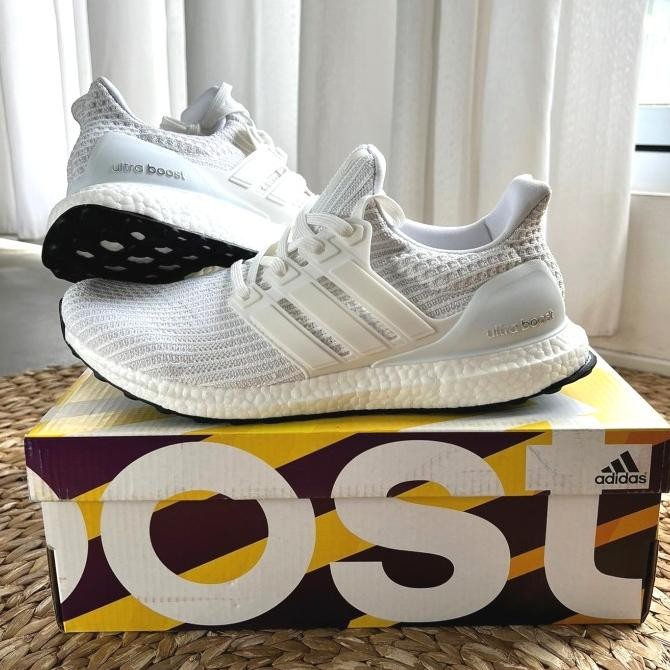 Sepatu Adidas Ultraboost 4.0 Running White