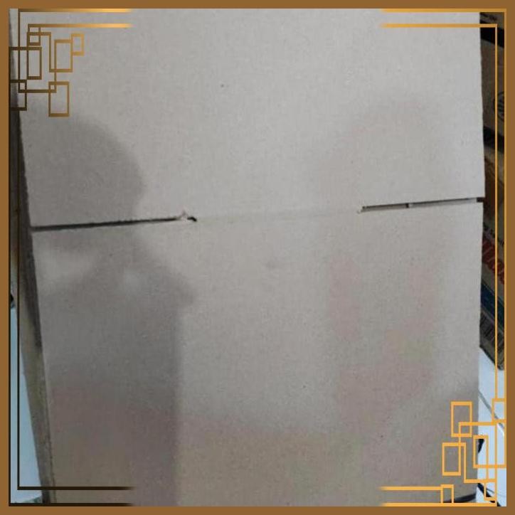 

[POG] KARDUS KARTON DUS PACKING AMAN CEPAT OLI COOLANT SPARE PART 35X24X12