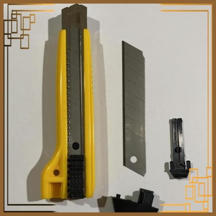 

[DTG] PISAU CUTTER XPTOOL BESAR BODY PLASTIK BESI - CUTTER KNIFE B2803