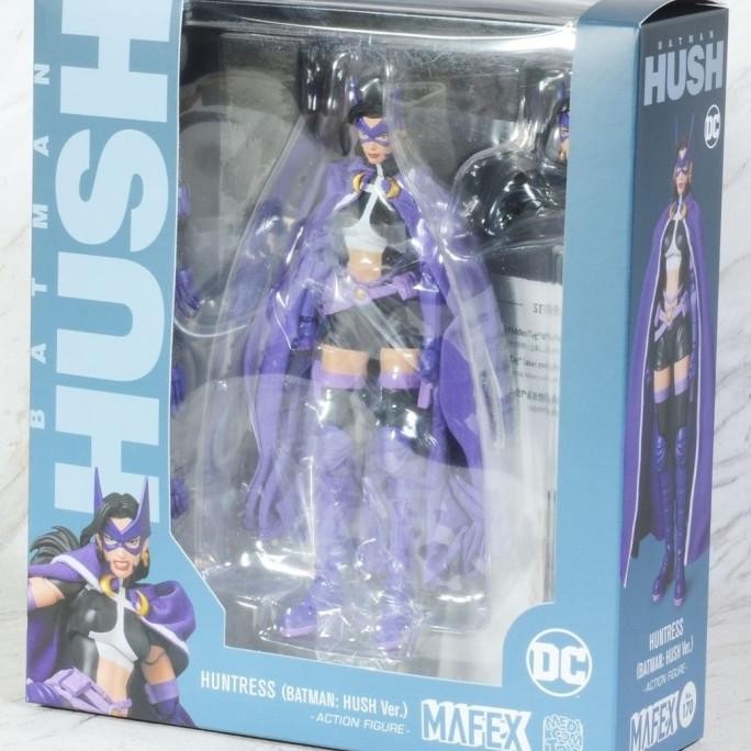 MAFEX 170 HUNTRESS BATMAN HUSH VER FIGURE