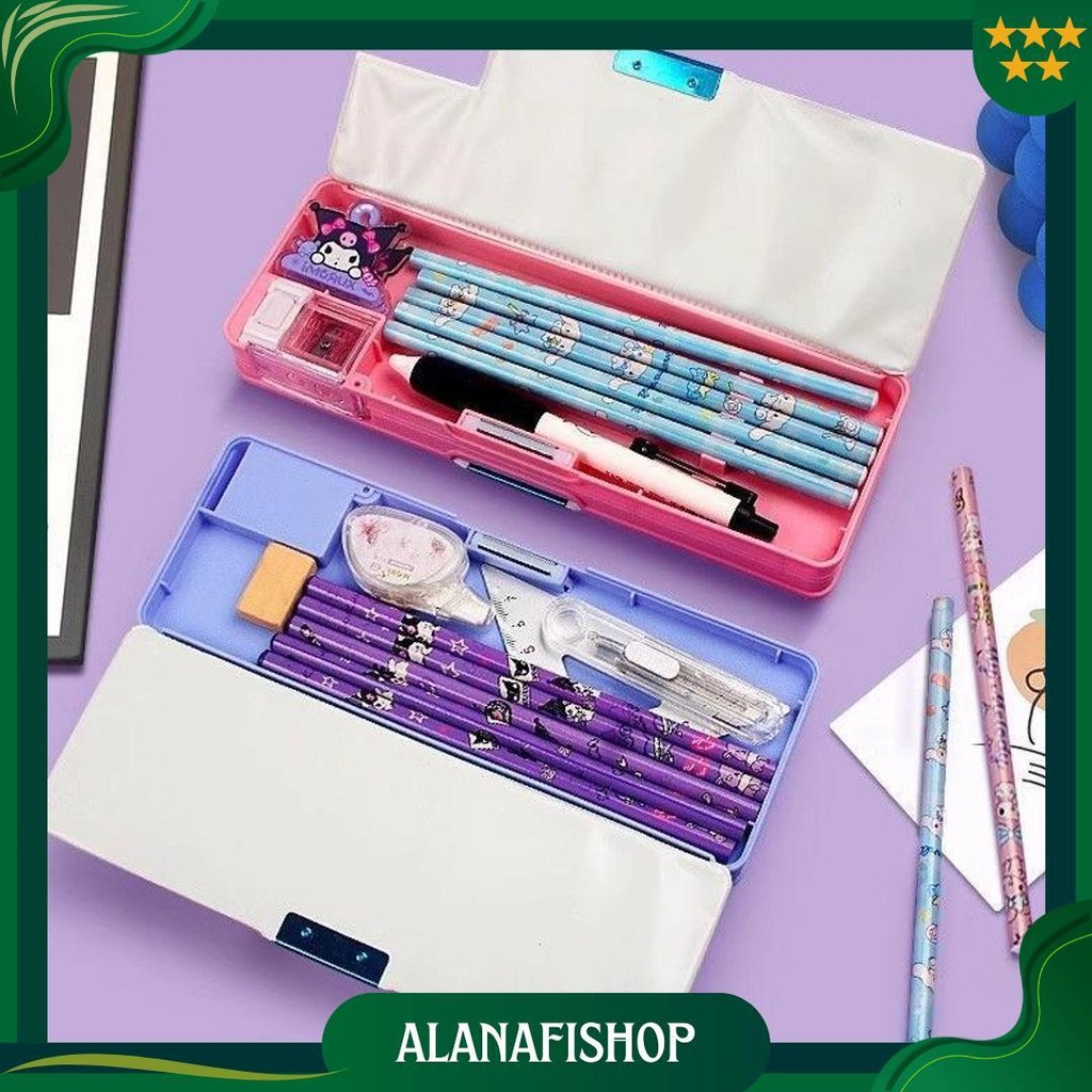 

PuluzSanrio Kuromi Kotak Alat Tulis Multifungsi Siswa Sekolah Dasar Kotak Pena Tempat Pensil Tempat Pensil Berkapasitas Besar Anak Perempuan Anak Laki-Laki Kartun Astronot Ori