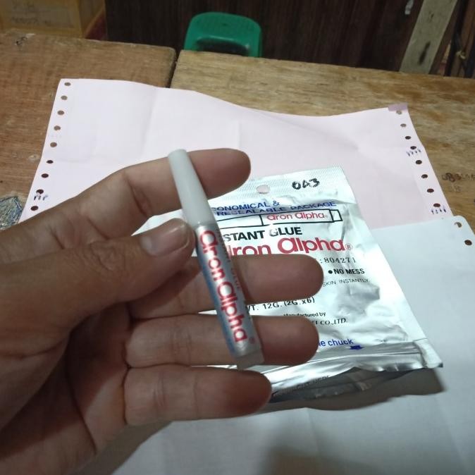 

lem aron alpha 201 2 gr eceran satuan origanal murah