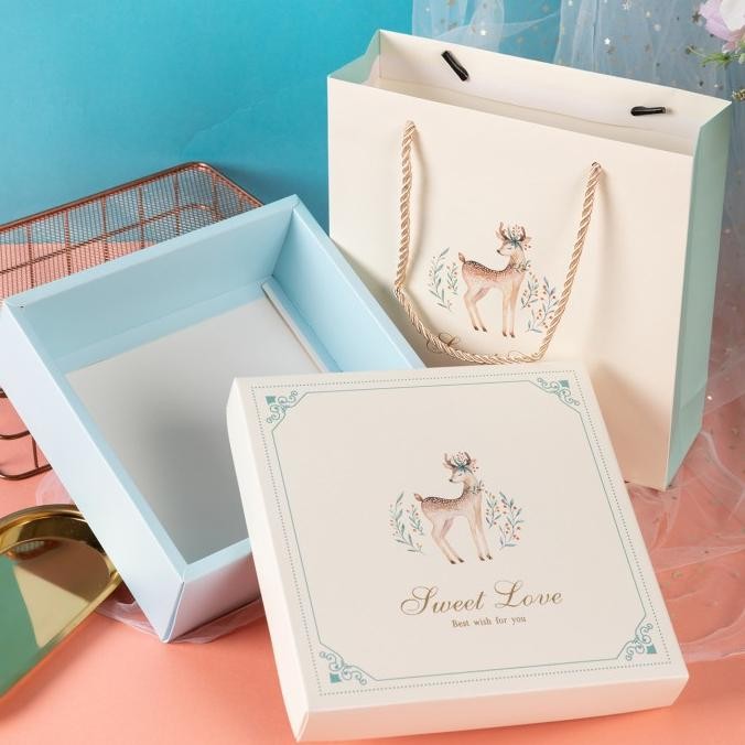 

Premium Hampers Gift Box Goodie Bag / Kotak Kado Hadiah Dus Kue Deer murah