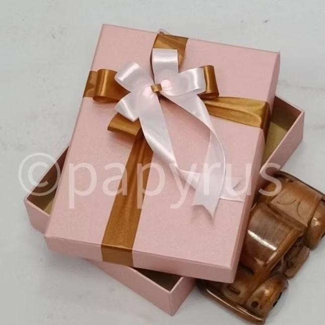 

PAPYRUS 15x20 Tinggi 5cm Kotak Kado Gift Box Hadiah murah