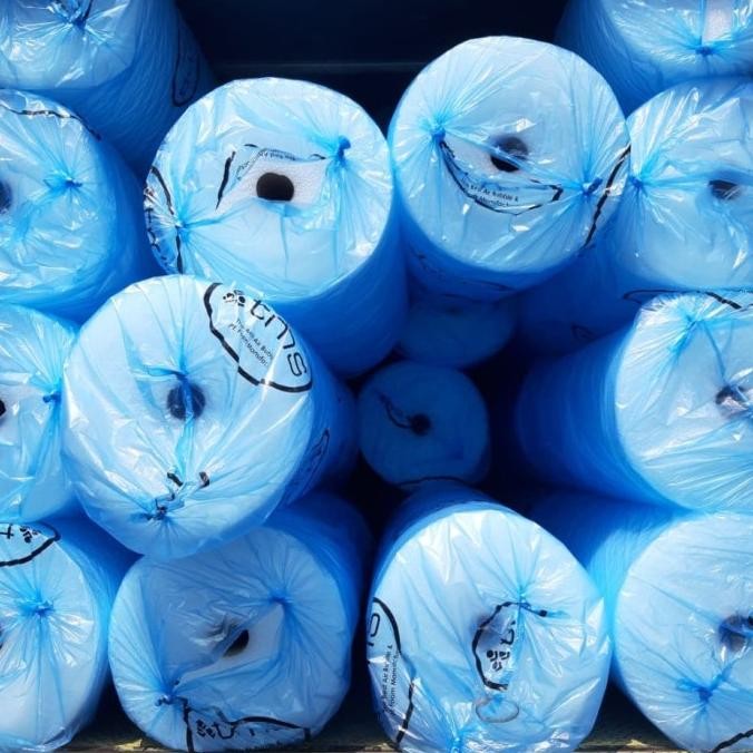 

Bubble pack/bubble wrap merk TMS warna HITAM bungkus biru 125cm x50m murah