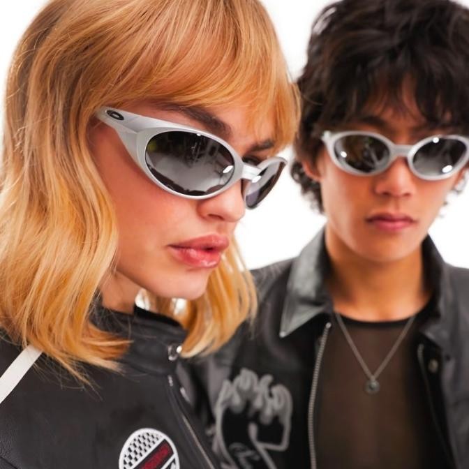 ready  Oakley Eye Jacket Redux Prizm Lense - Silver