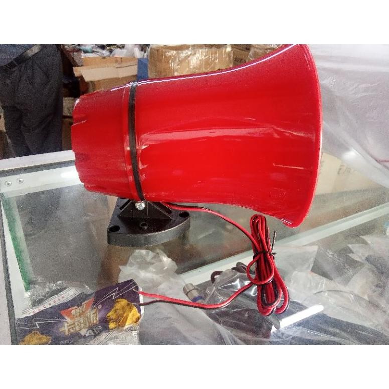 Toa speaker 20watt ada magnet di bawahnya