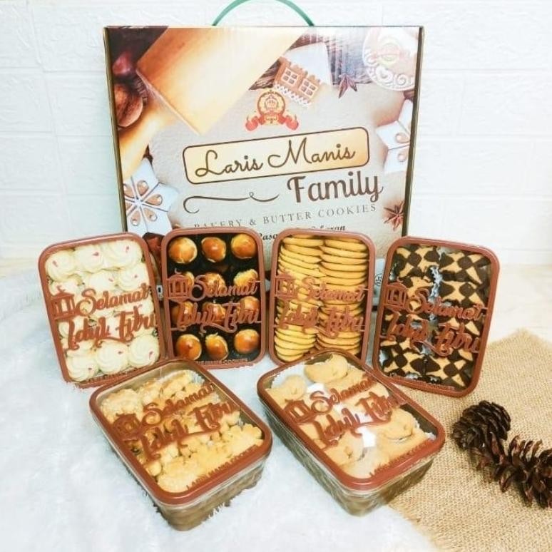 

Laris Manis Family - Laris manis kue kering - Paket kue lebaran