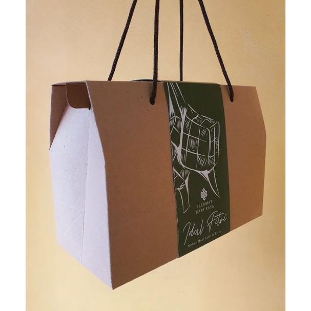 

Gable Box & Idul Fitri Belt " S " uk. P. 20 L. 9 T. 8.5 cm " KETUPAT " ( 1 pack isi 10 pcs dus )
