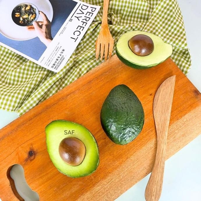 Avocado Artificial Dekorasi Properti Foto - Buah Alpukat Palsu