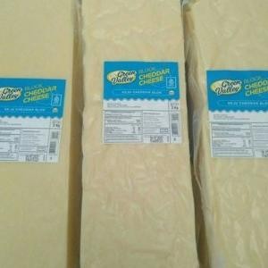 

Keju Blok Cheddar Green Valley 250 Gr Repack - Natural Cheese/Keju Asli Promo