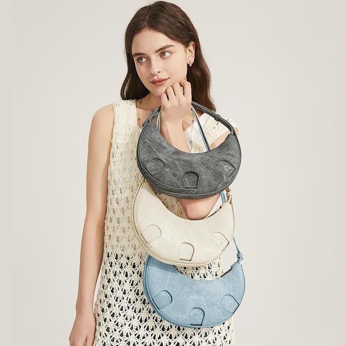 AGE FREE Agatha bag Sling Bag Tas Wanita Top Handle Bag Selempang Hitam