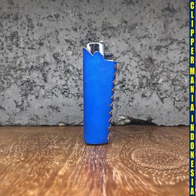 Clipper Lighter with Blue Yellow Genuine Leather Covers (Korek Api)