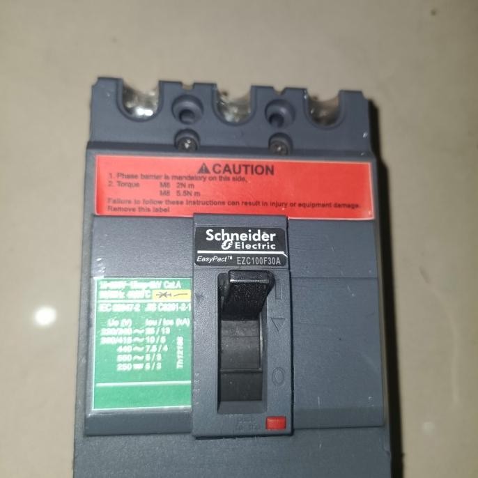 Mccb Schneider 30A New Stok