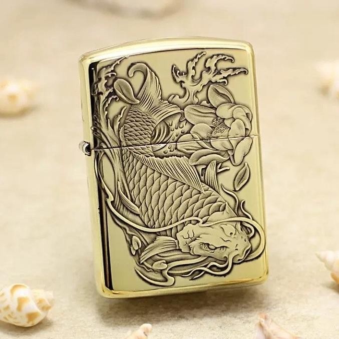 Korek Api Zippo Gold Full Grafir Motif Ikan Koi Made In USA