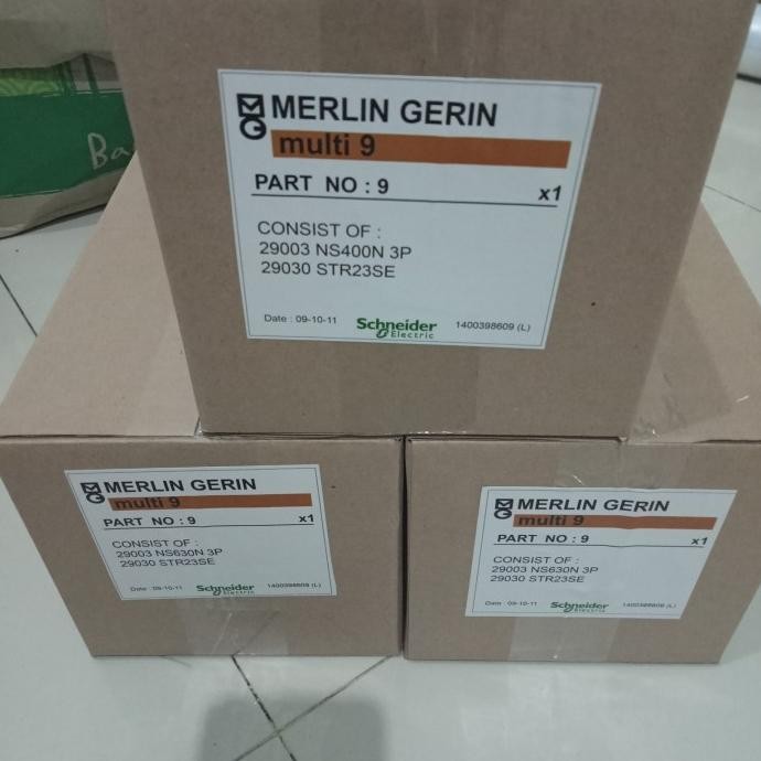 MCCB BREAKER MERLIN GERIN NS 400N NS400 N 400A 400 Amper 3P 3Phase
