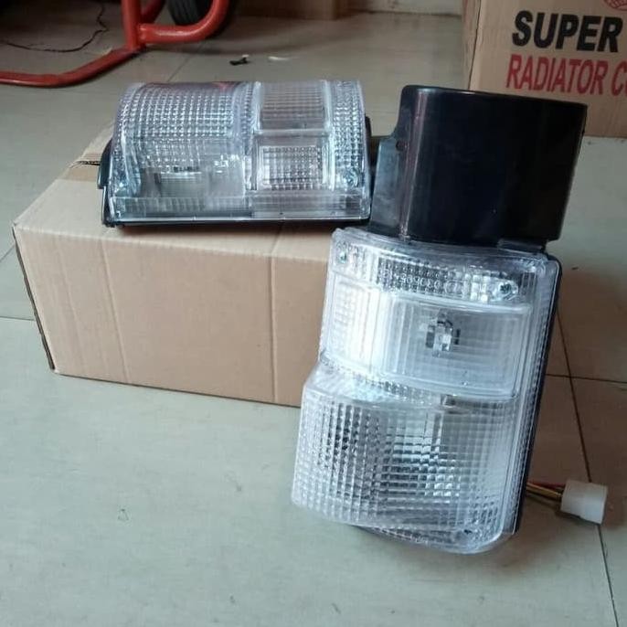 LAMPU SEN FUSO FIGHTER HARGA sepasang