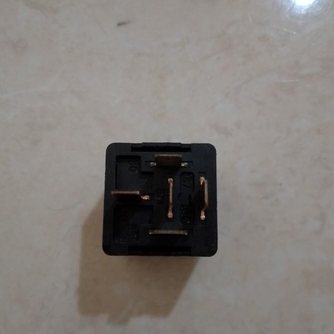 Relay Rellay Kaki 5 Fomoco Original Made In Usa 12 Volt - Asli