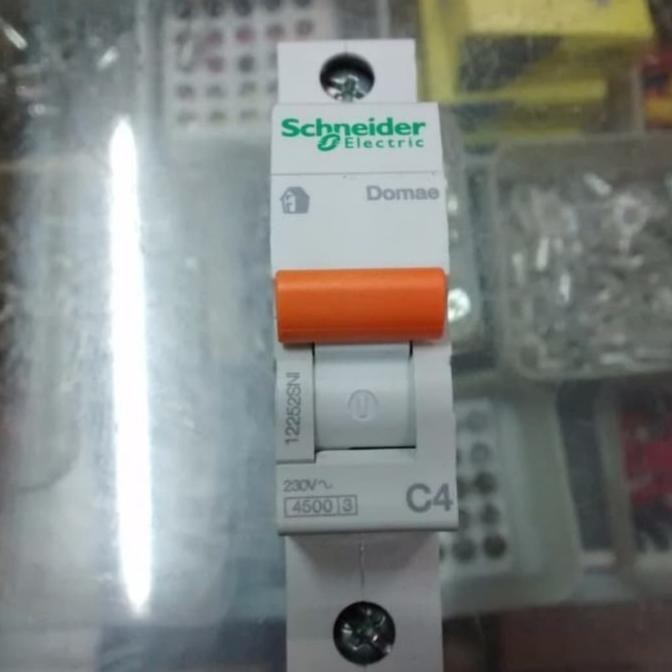 Terjangkau Mcb 2 Ampere & 4 Ampere 1P Domae Schneider
