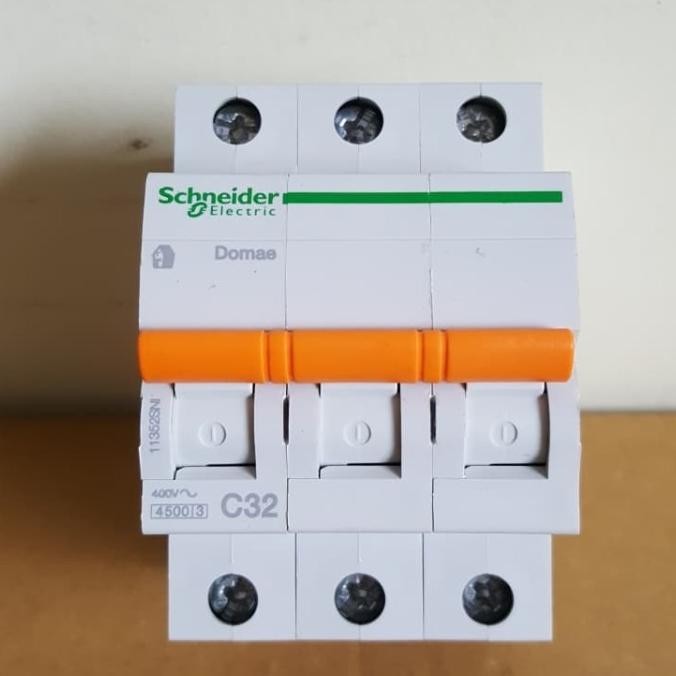 Terjangkau Mcb Schneider 3 Phase 32A