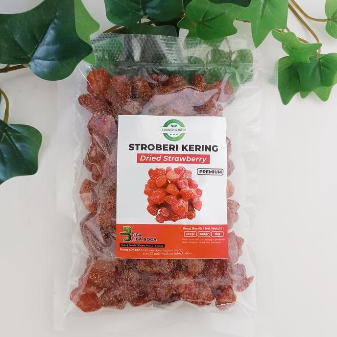 Murah Buah Strawberry Kering 250 Gram / Dried Strawberry Premium Fruit Quality Import