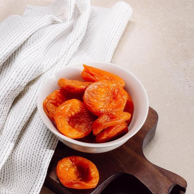 

Murah Dried Apricot (Buah Aprikot Kering) 1 Kg Buah Buahan