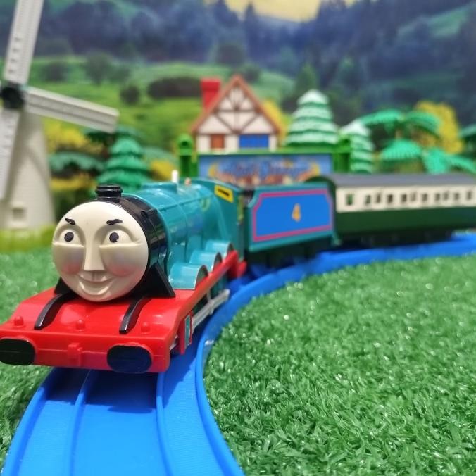 TERSEDIA Takara Tomy Kereta Plarail Gordon T-04