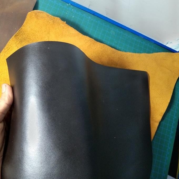 

Leather Sheet/Kulit Sapi Lembaran Pull Up Coklat Tua 20*30 Promo
