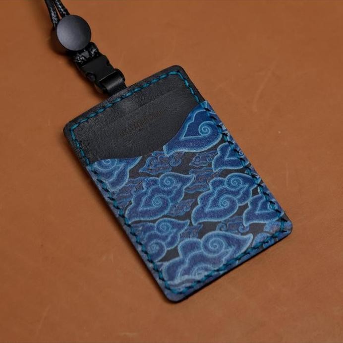 

Id Card Holder Kulit Batik Motif Mega Mendung - Name Tag Kulit Asli Pria Wanita murah