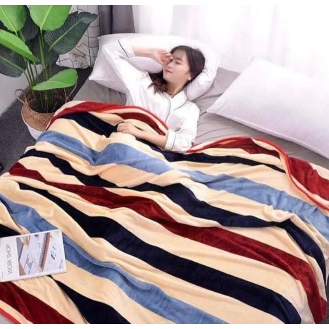 Selimut Tebal Dewasa Bulu Halus Lembut Jumbo 200x230 Motif Garis Pinggiran Full List Berkualitas Kad