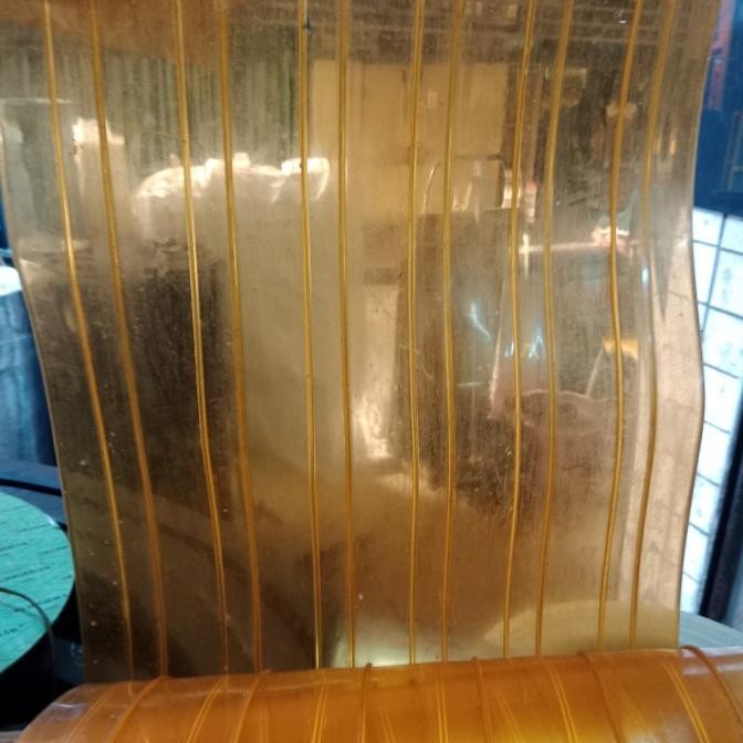 

TIRAI PVC CURTAIN TULANG YELLOW 30CM X 3MM RIBBED