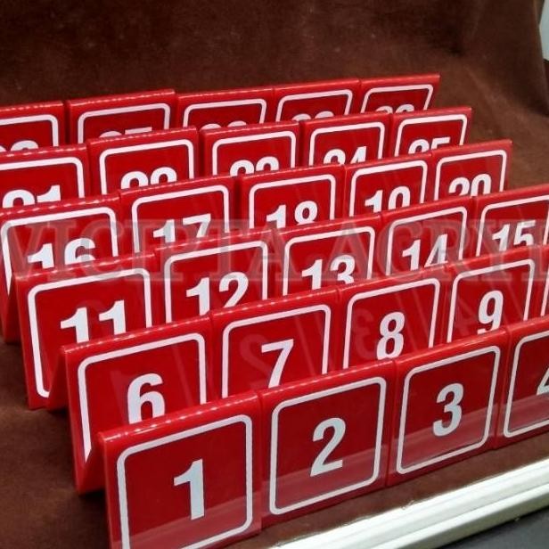 

new !!! Acrylic Nomer Meja Merah 1-30 /nomor meja akrilik 1-30 Desk murah