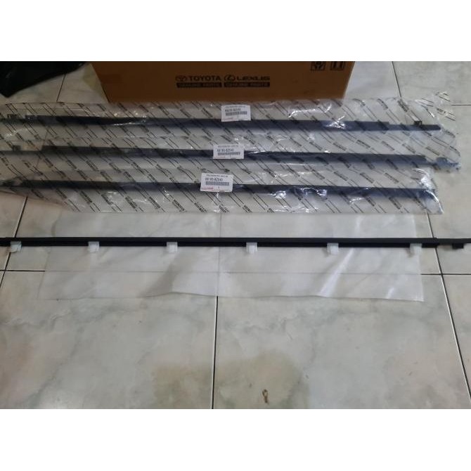 Pelipit Karet Kaca Pintu Dalam Avanza Xenia 2012 2013 2014 2015 Ori Termurah