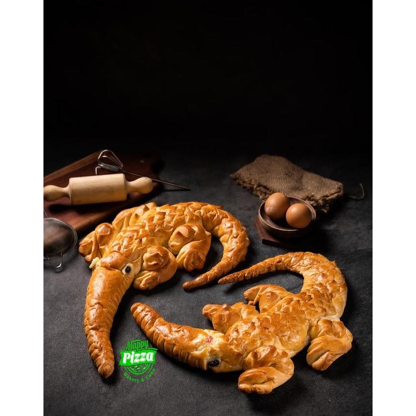 

ready !!! Roti Buaya seserahan / pernikahan betawi UK 35-40 isi coklat dan keju