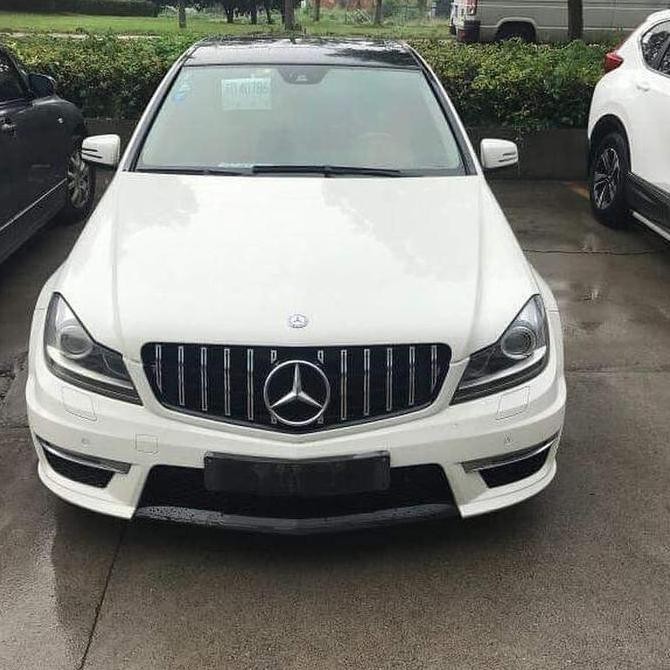 New Grill GT R / GTR Mercedes Benz W204 List Chrome