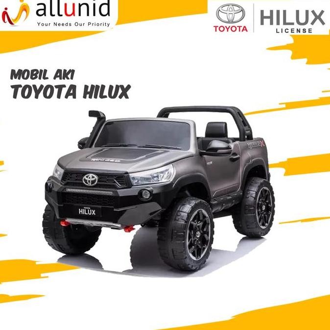 Miliki Mobil Aki Toyota Hilux Paint