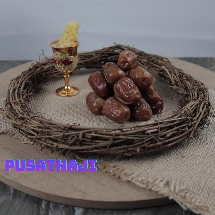 

KURMA SUKARI NR AL-QASSIM PREMIUM 500 GRAM