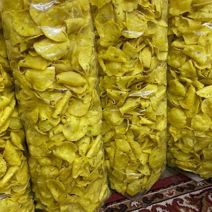 

Comring bawang 1 kg makanan khas ciamis Singkong Food Snack Keripik