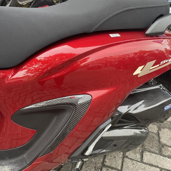 Cover List Footstep Carbon Honda Stylo 160 Original Dan Terpercaya
