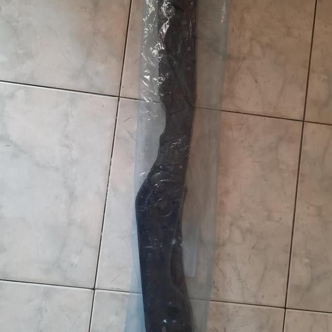 SUPPORT RADIATOR / BULLHEAD RADIATOR ATAS CALYA SIGRA ORI